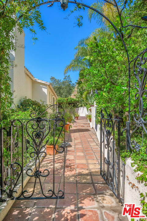 Property photo 29