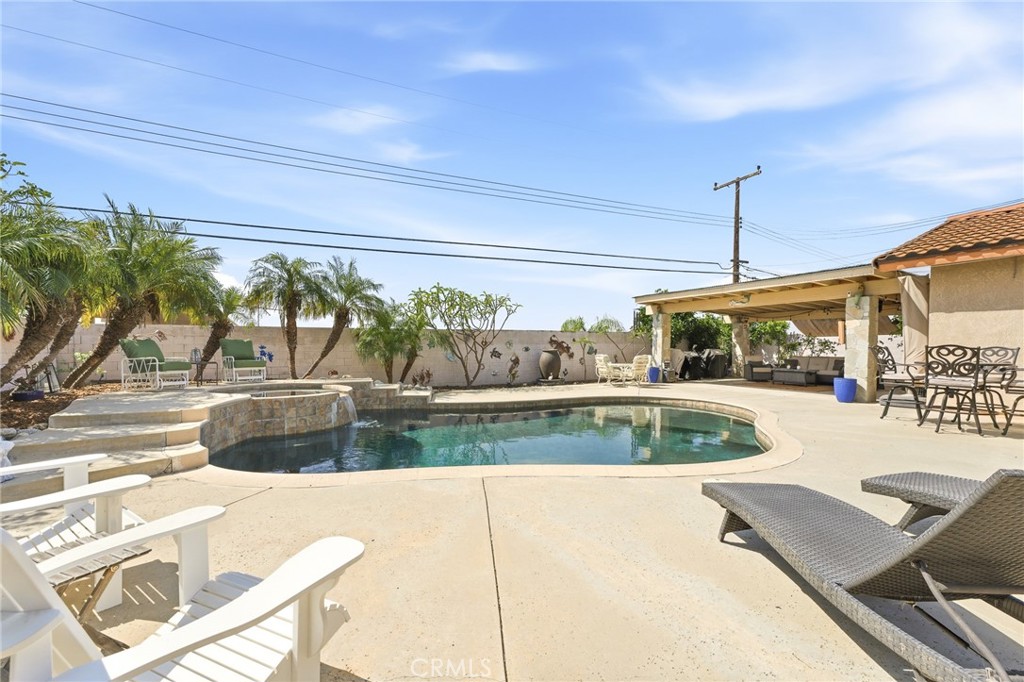 Property photo 32