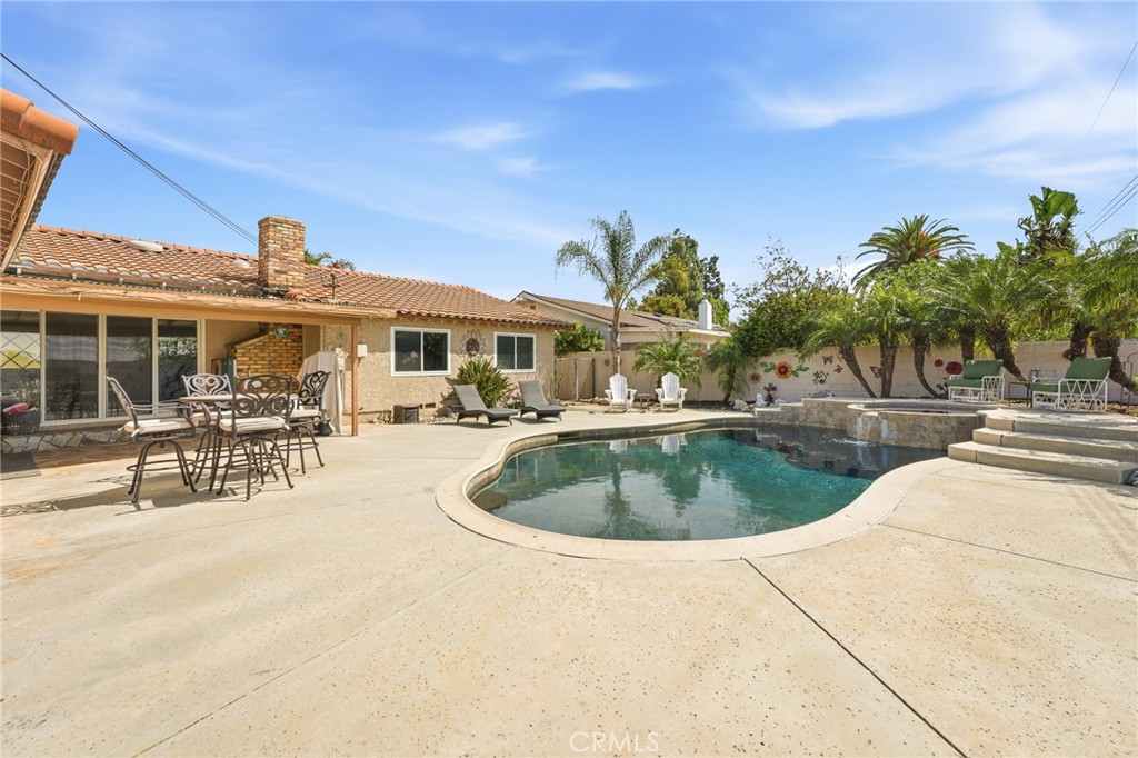 Property photo 37