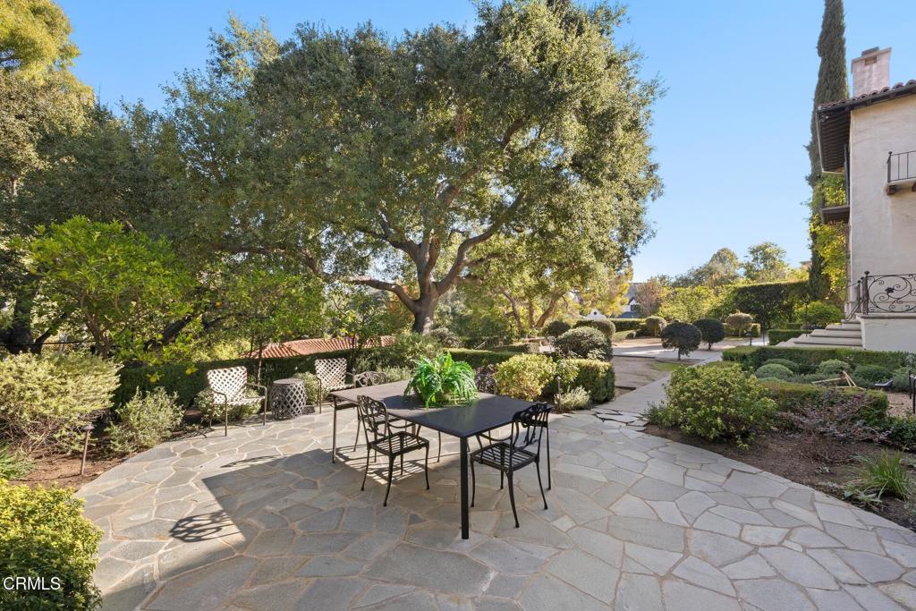 Property photo 40