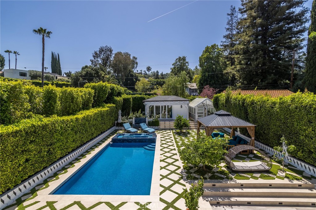 Property photo 34