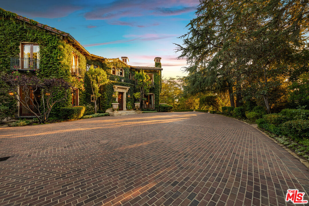 Property photo 45