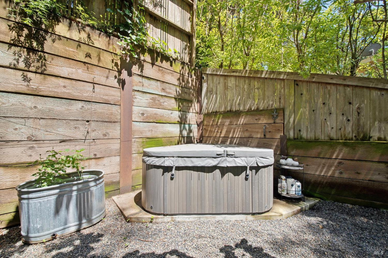 Property photo 35