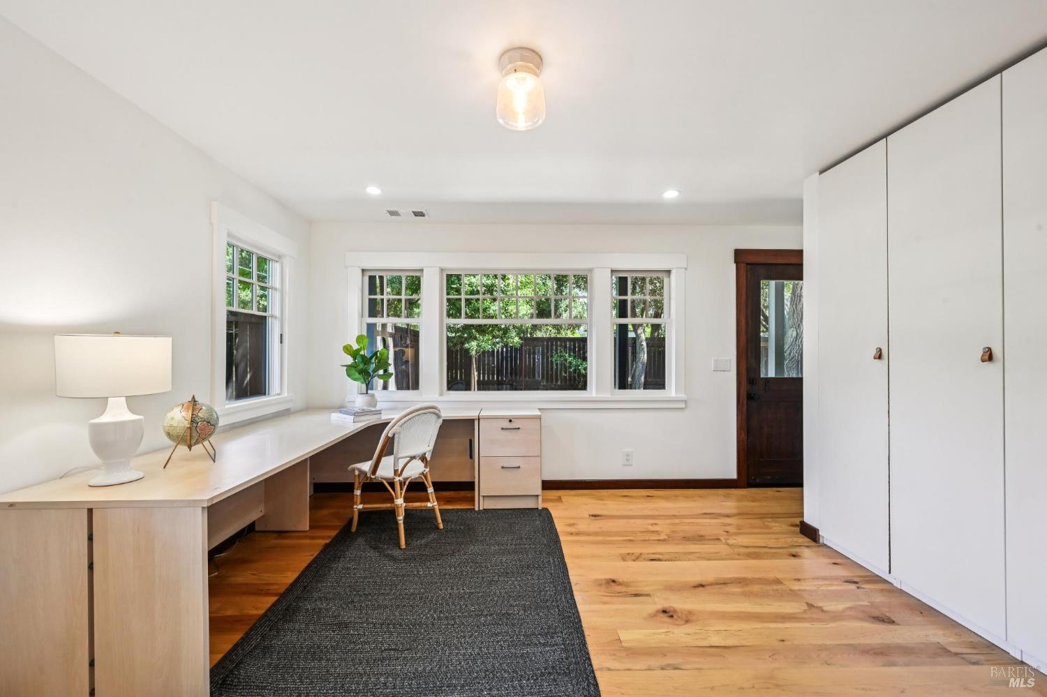 Property photo 31