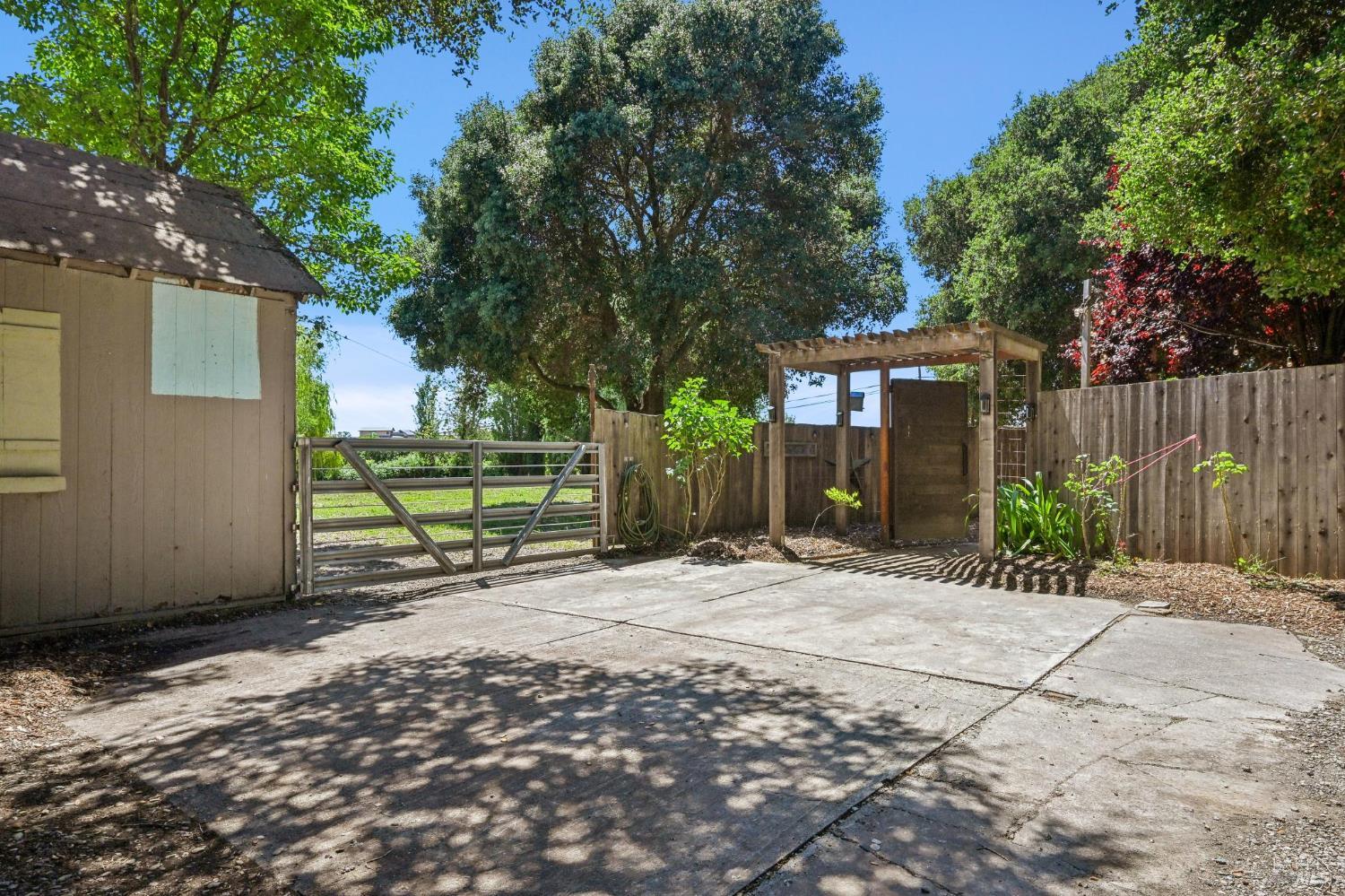 Property photo 41