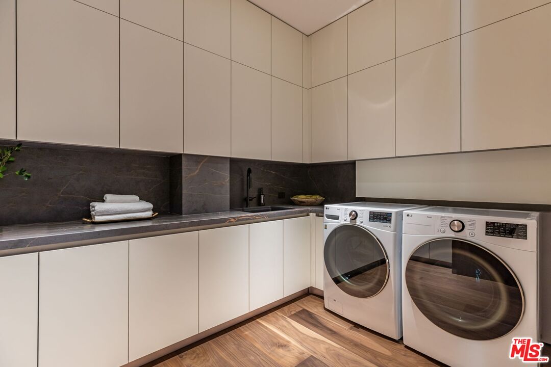 Property photo 46