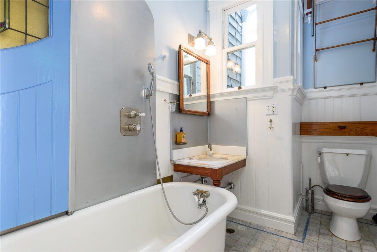 Property photo 31