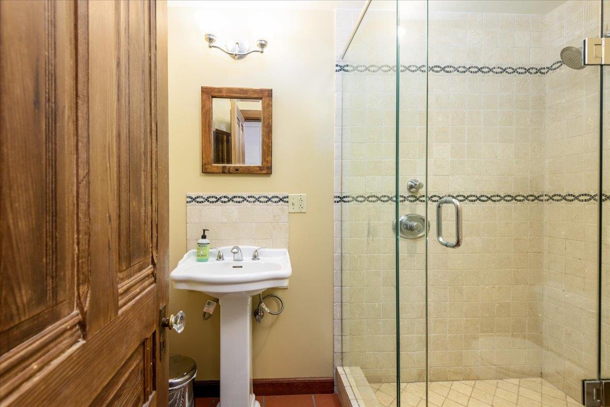 Property photo 40