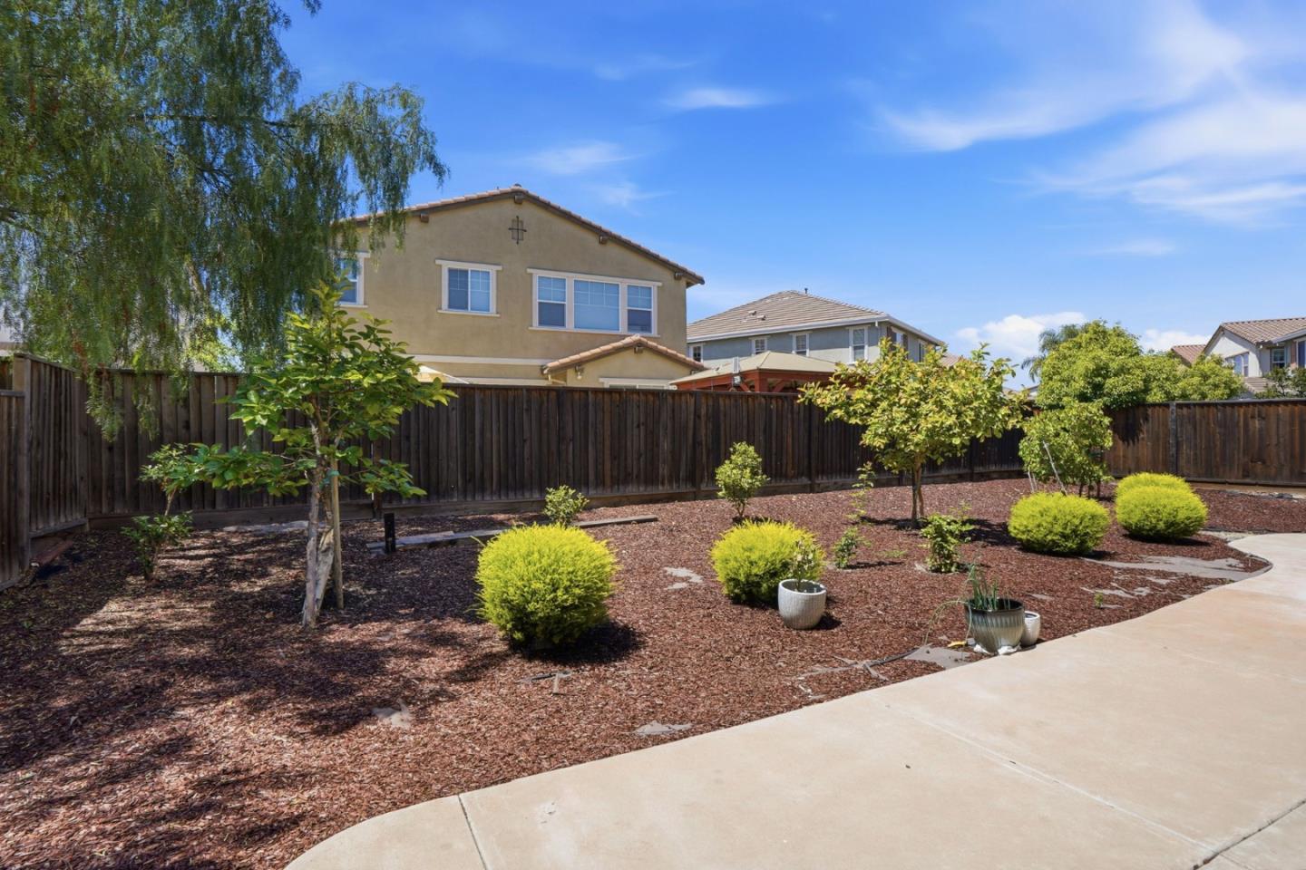 Property photo 44