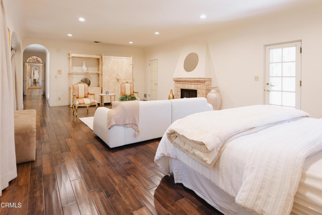 Property photo 32