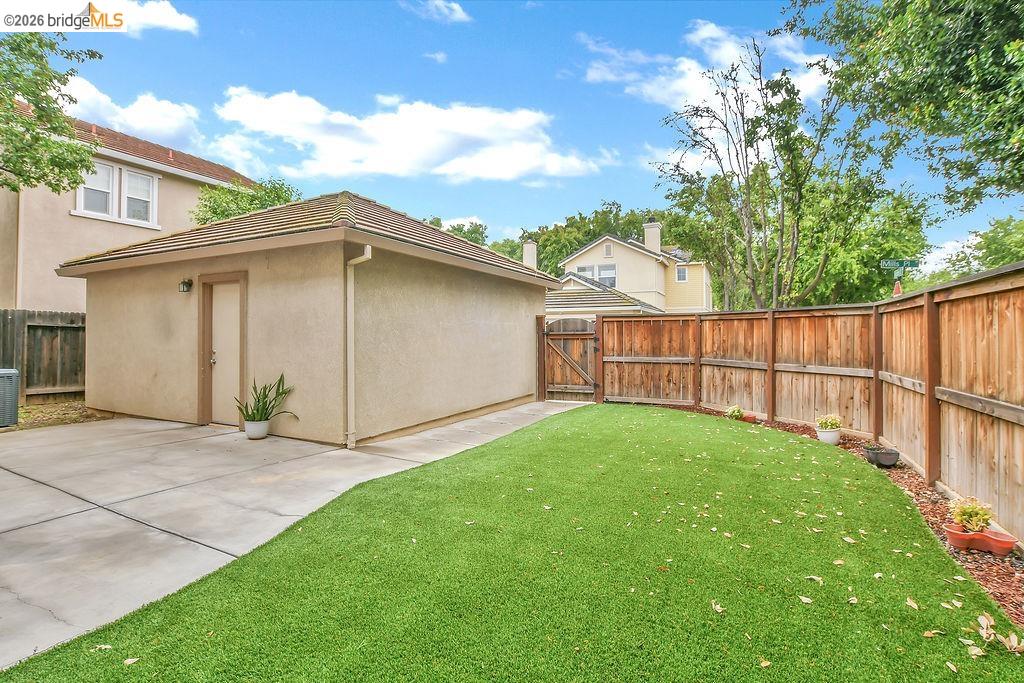 Property photo 43