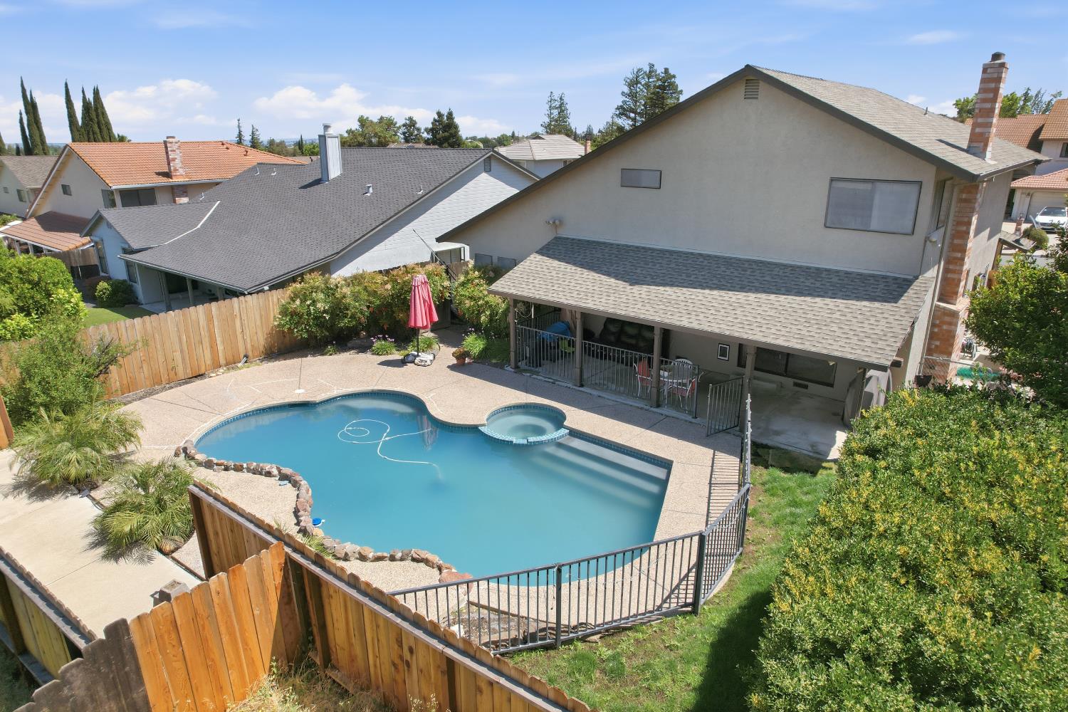 Property photo 28