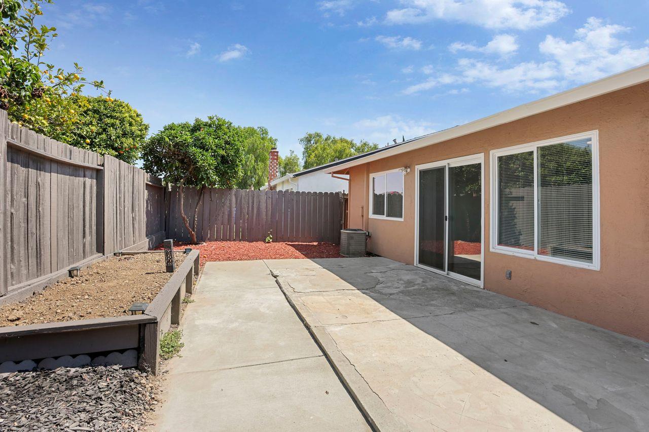 Property photo 28
