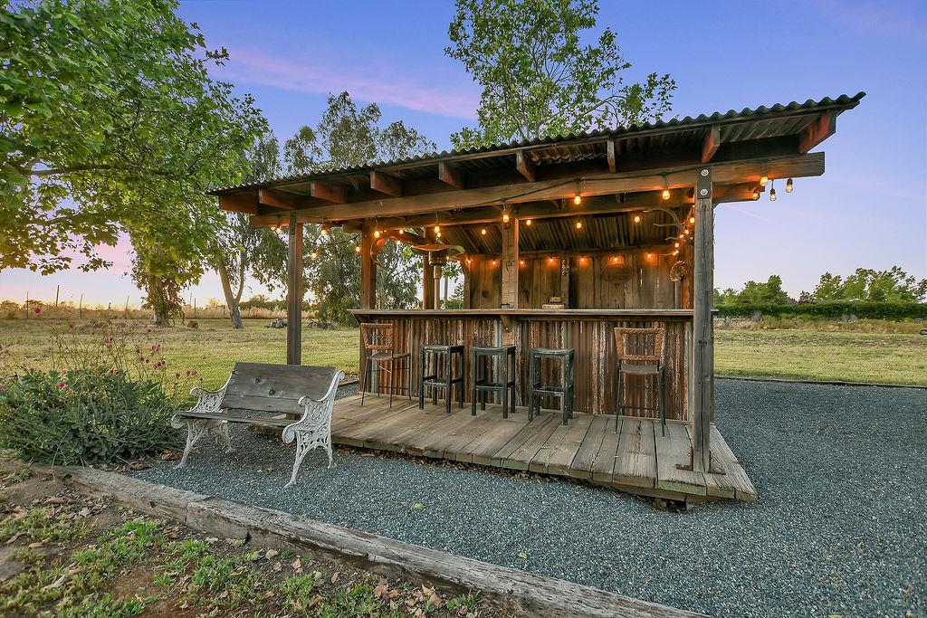 Property photo 35
