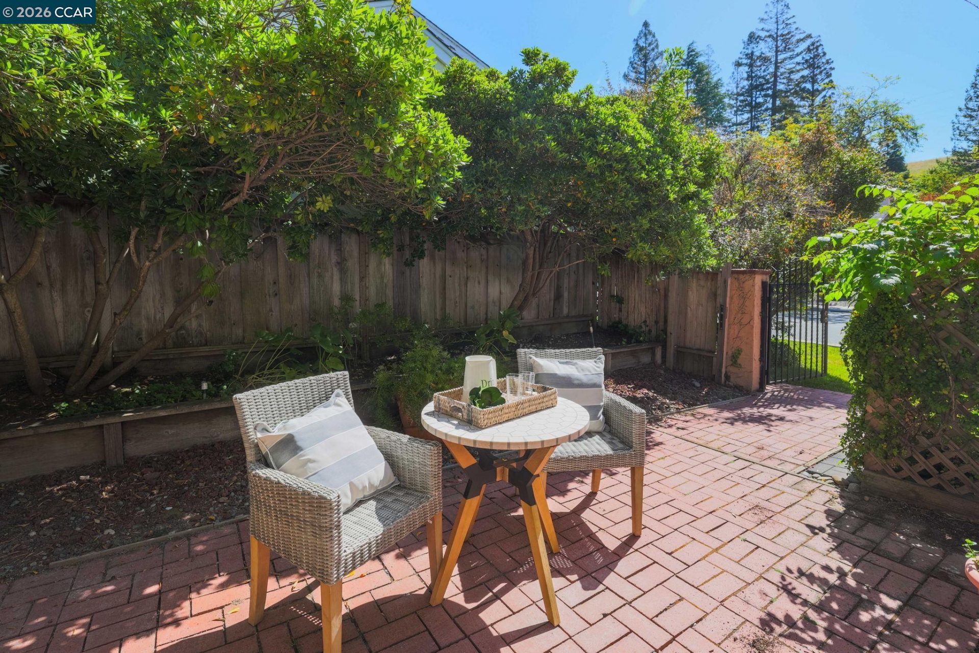 Property photo 35