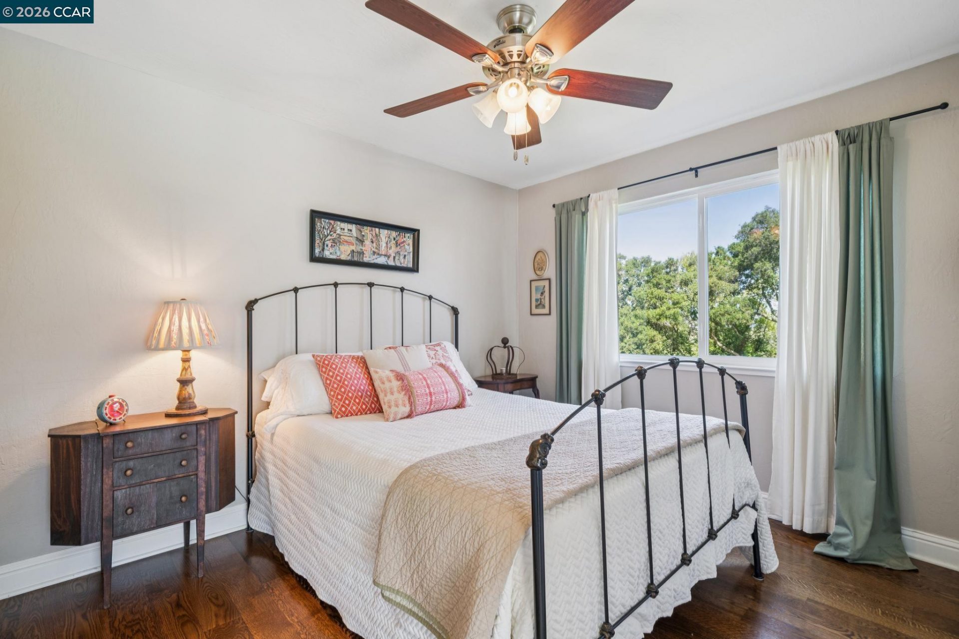 Property photo 33