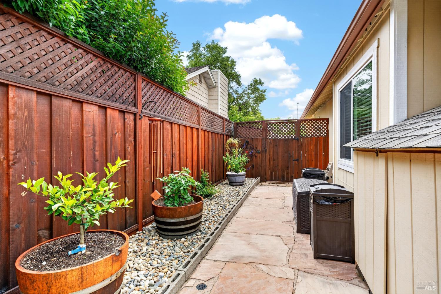 Property photo 41
