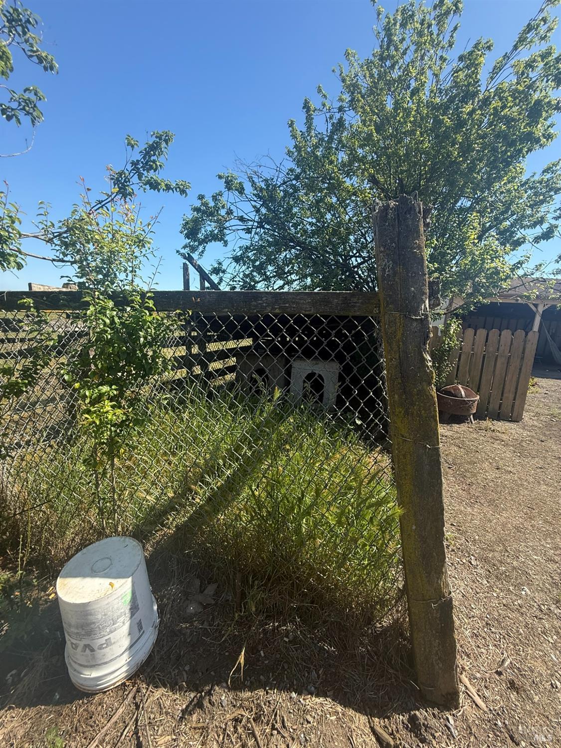 Property photo 40