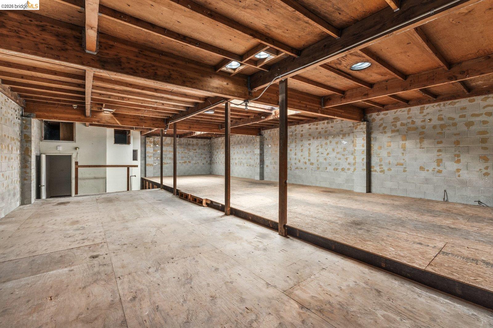 Property photo 32