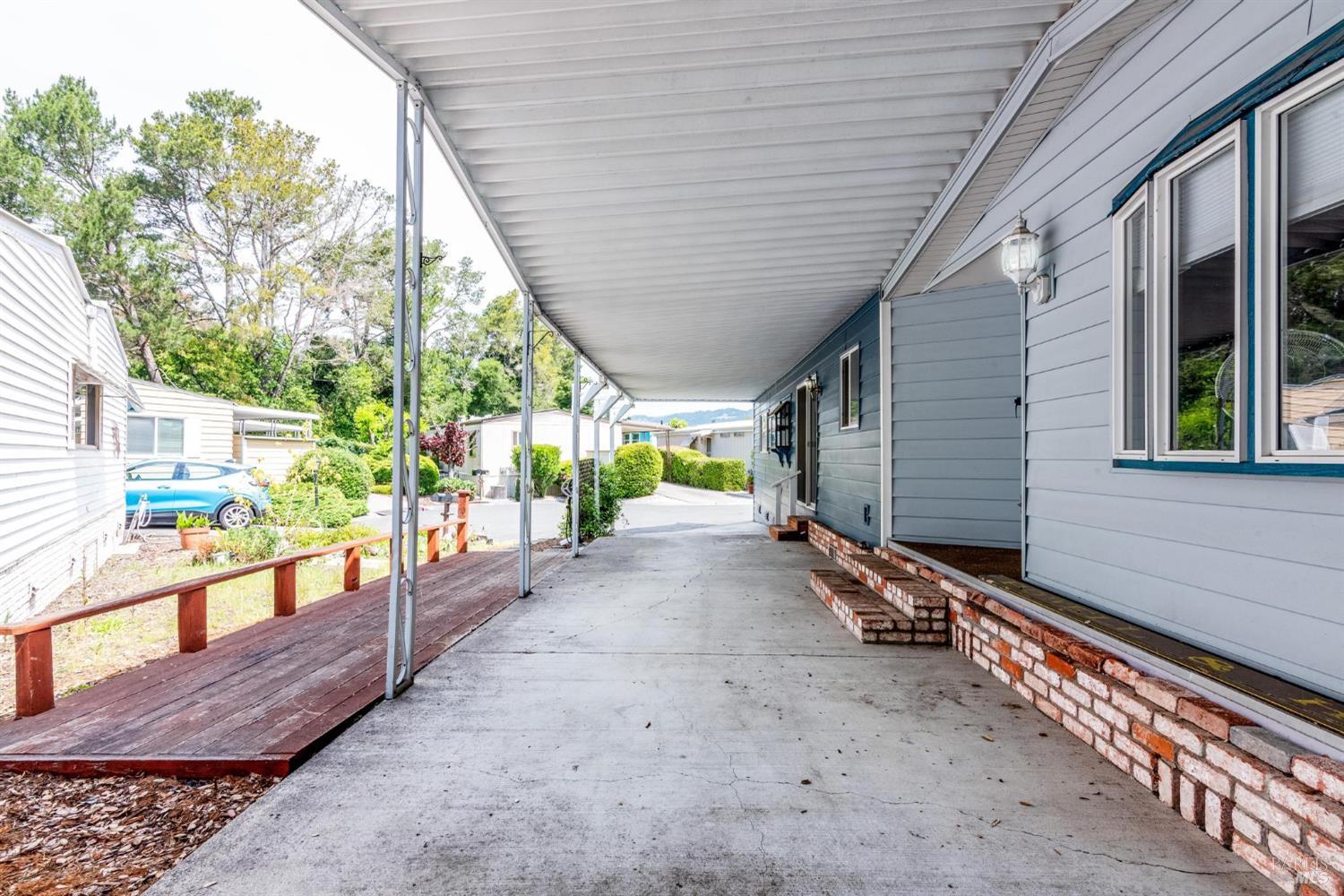 Property photo 28