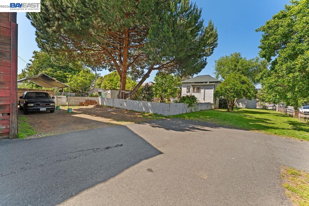 Property photo 46