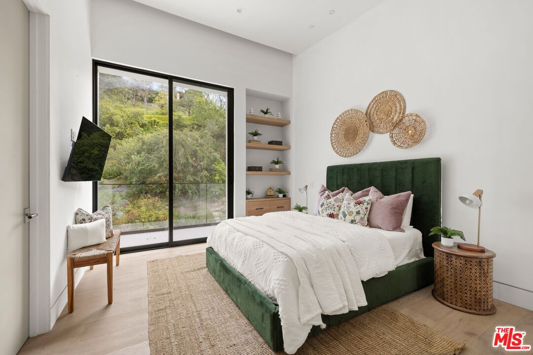 Property photo 31