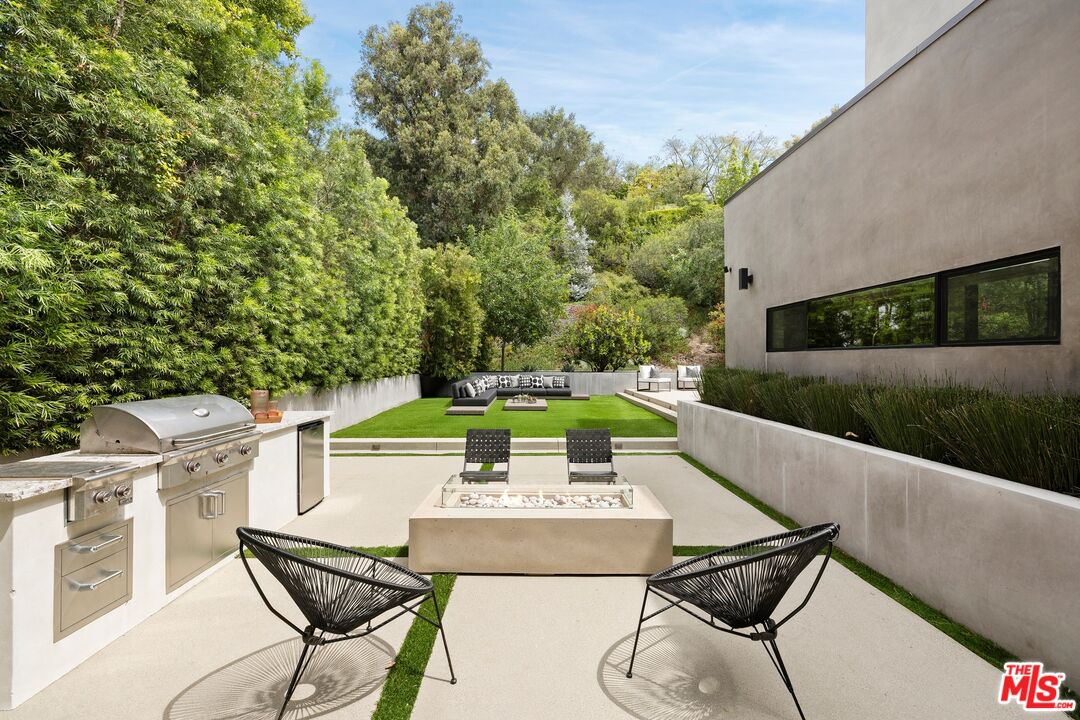 Property photo 38