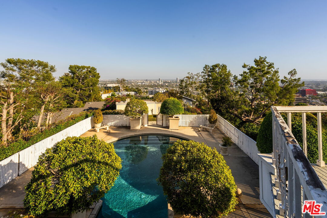 Property photo 37