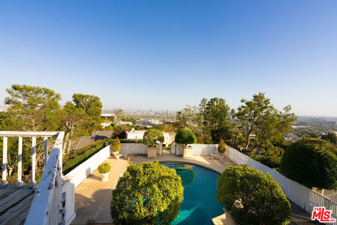 Property photo 38
