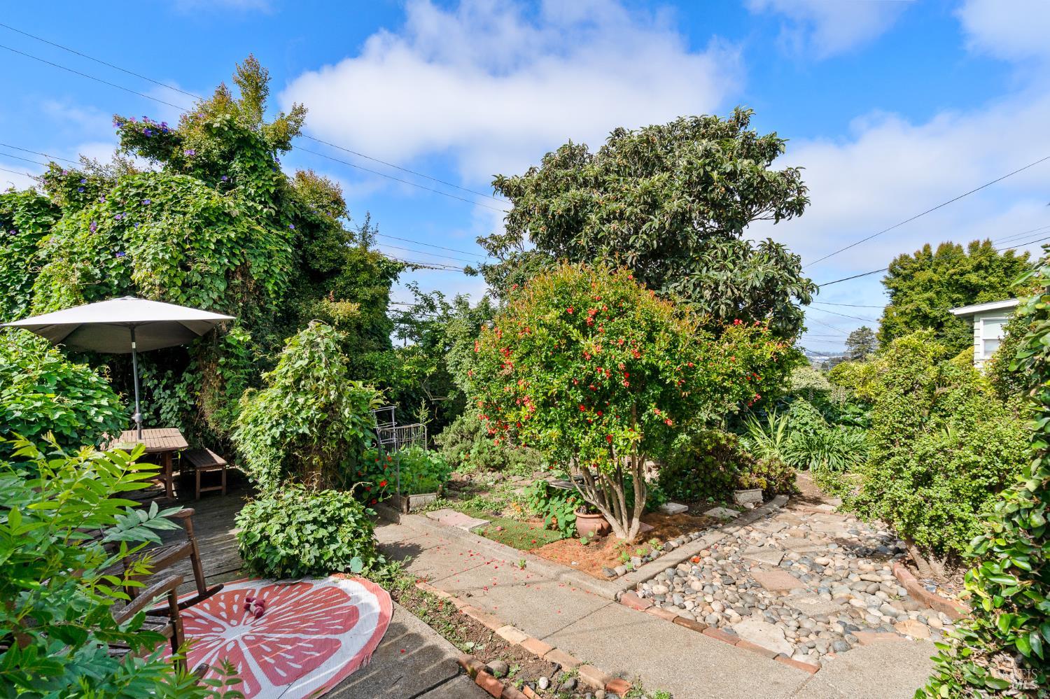Property photo 32