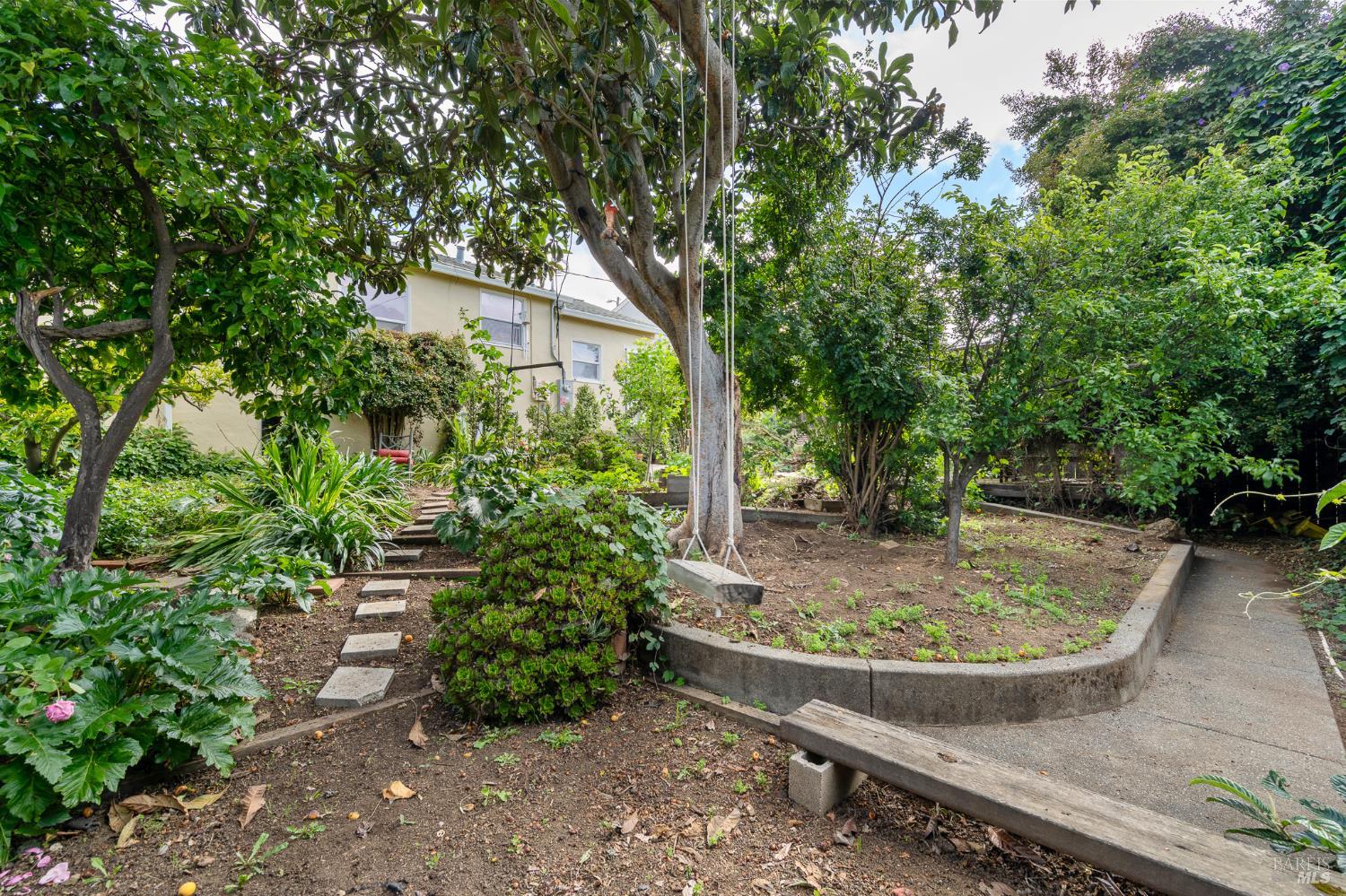Property photo 36