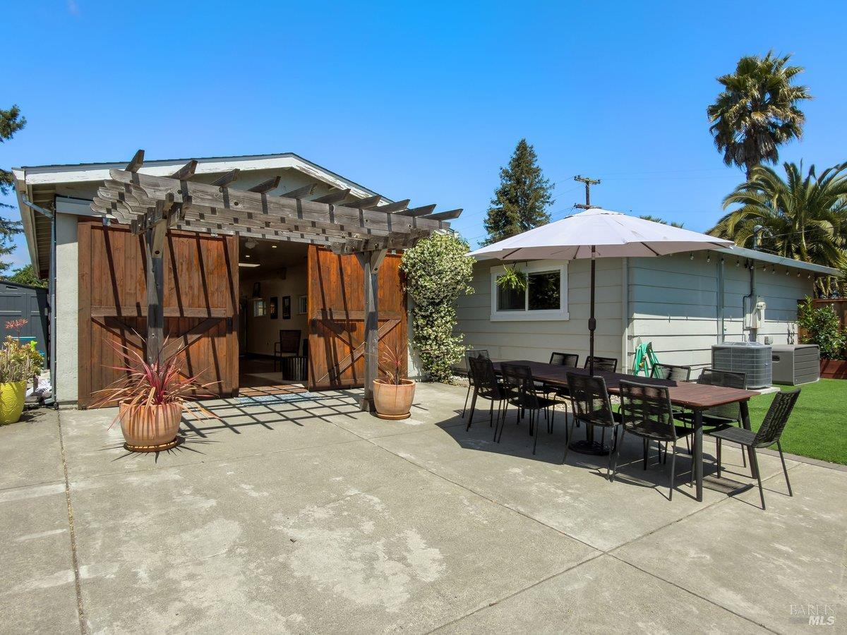 Property photo 31