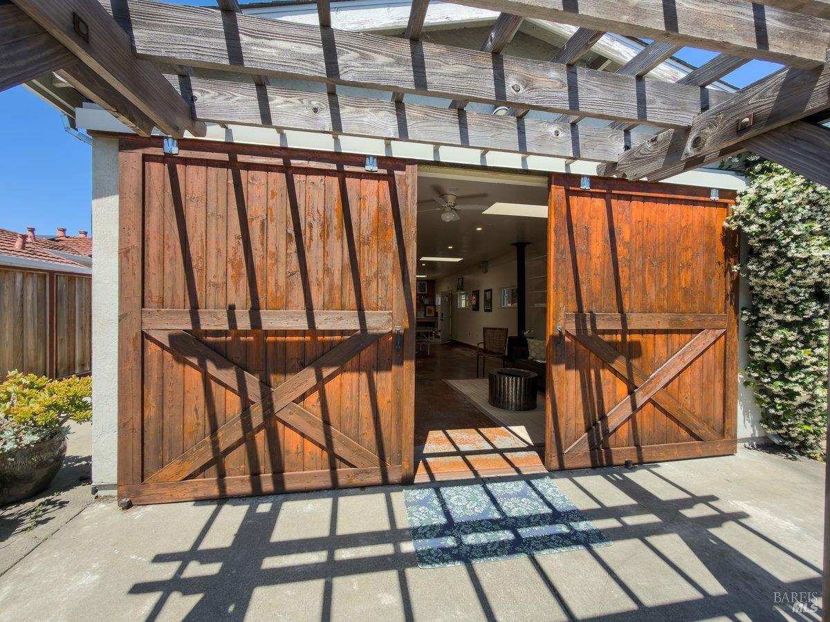 Property photo 32