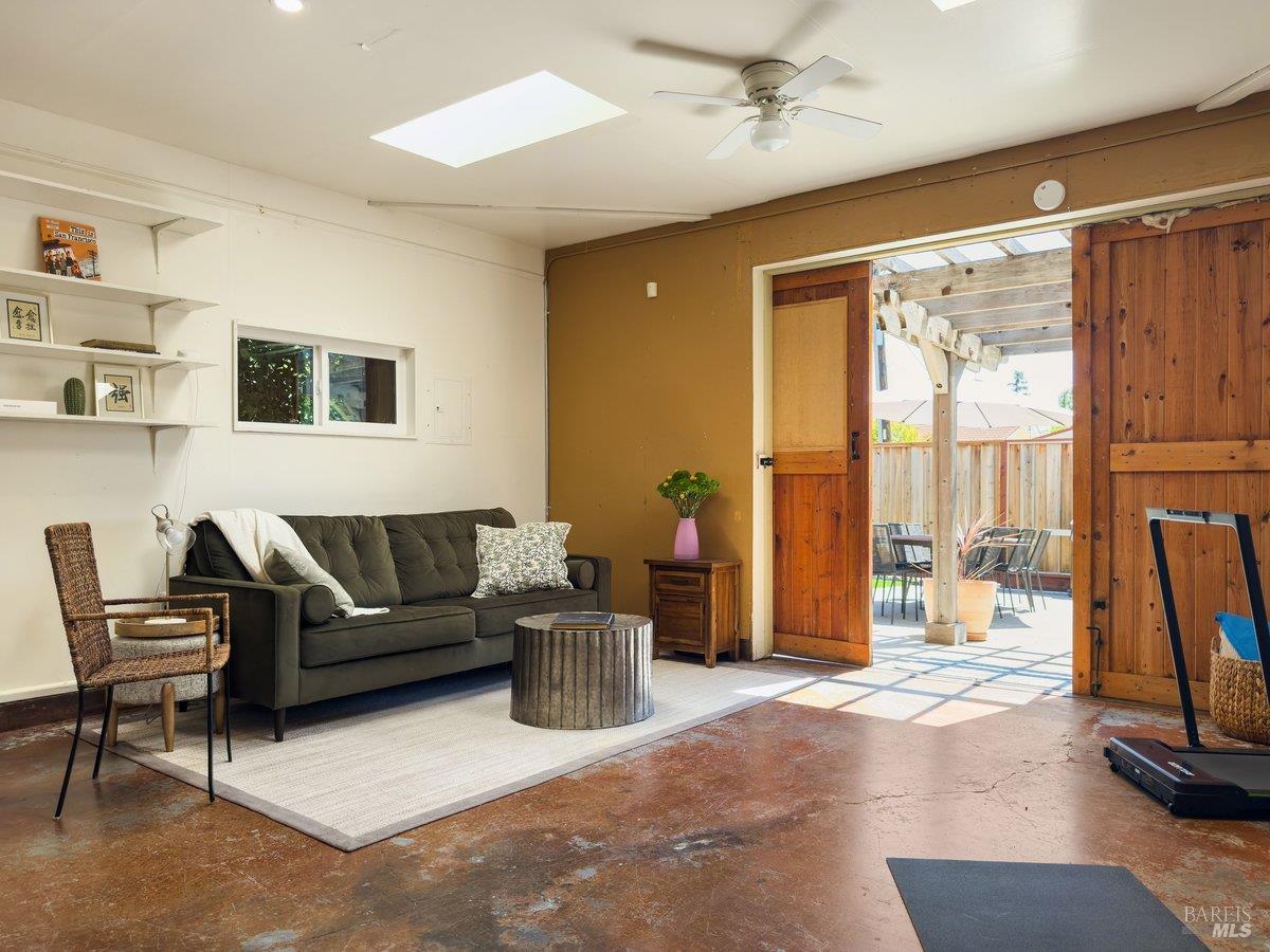 Property photo 33