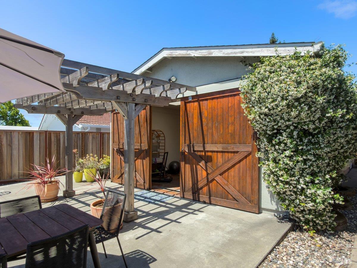 Property photo 42