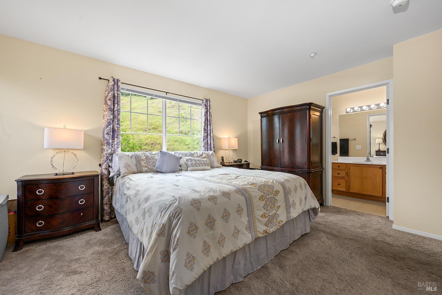 Property photo 28