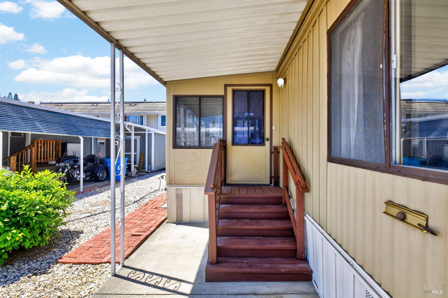 Property photo 28