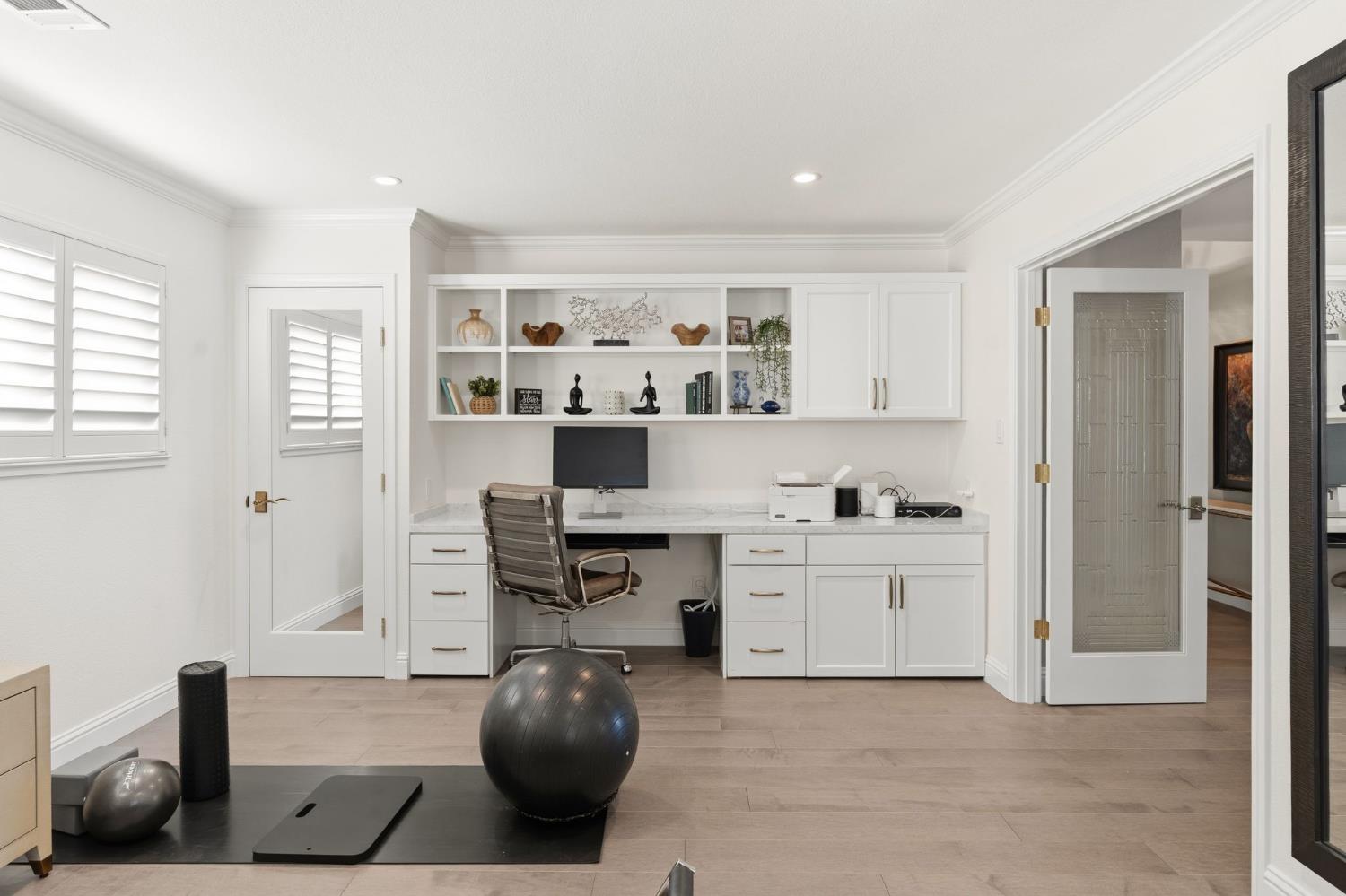 Property photo 44