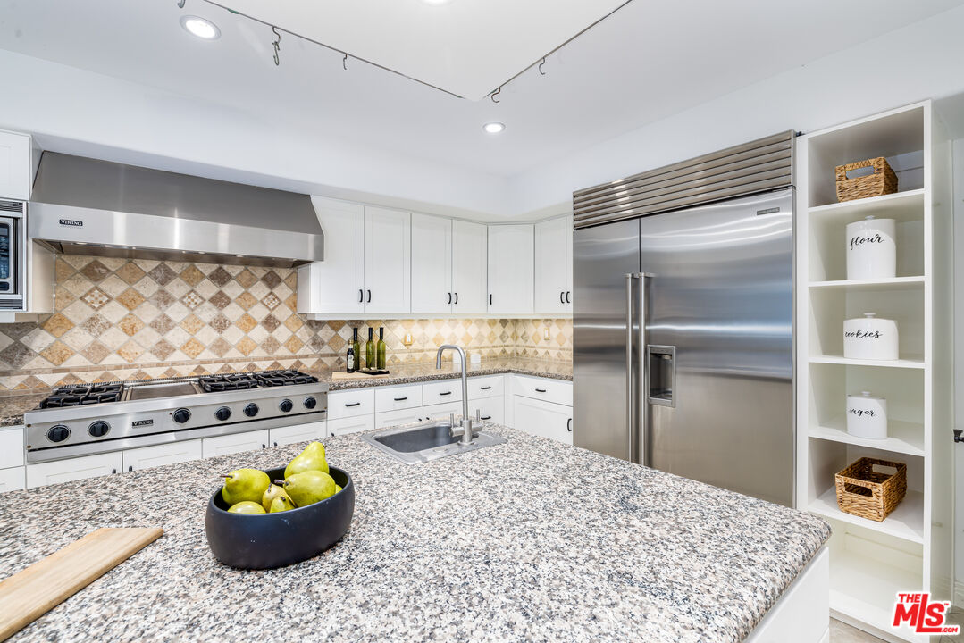 Property photo 23