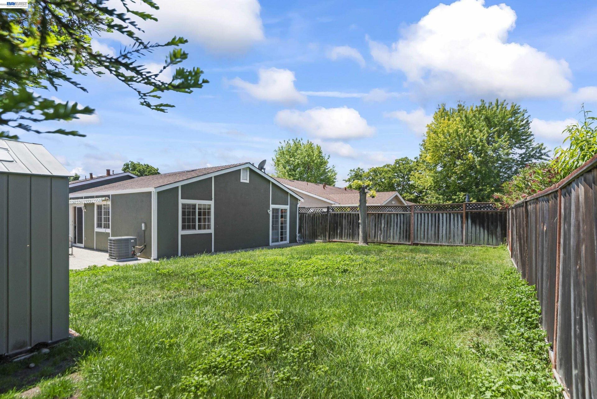 Property photo 33