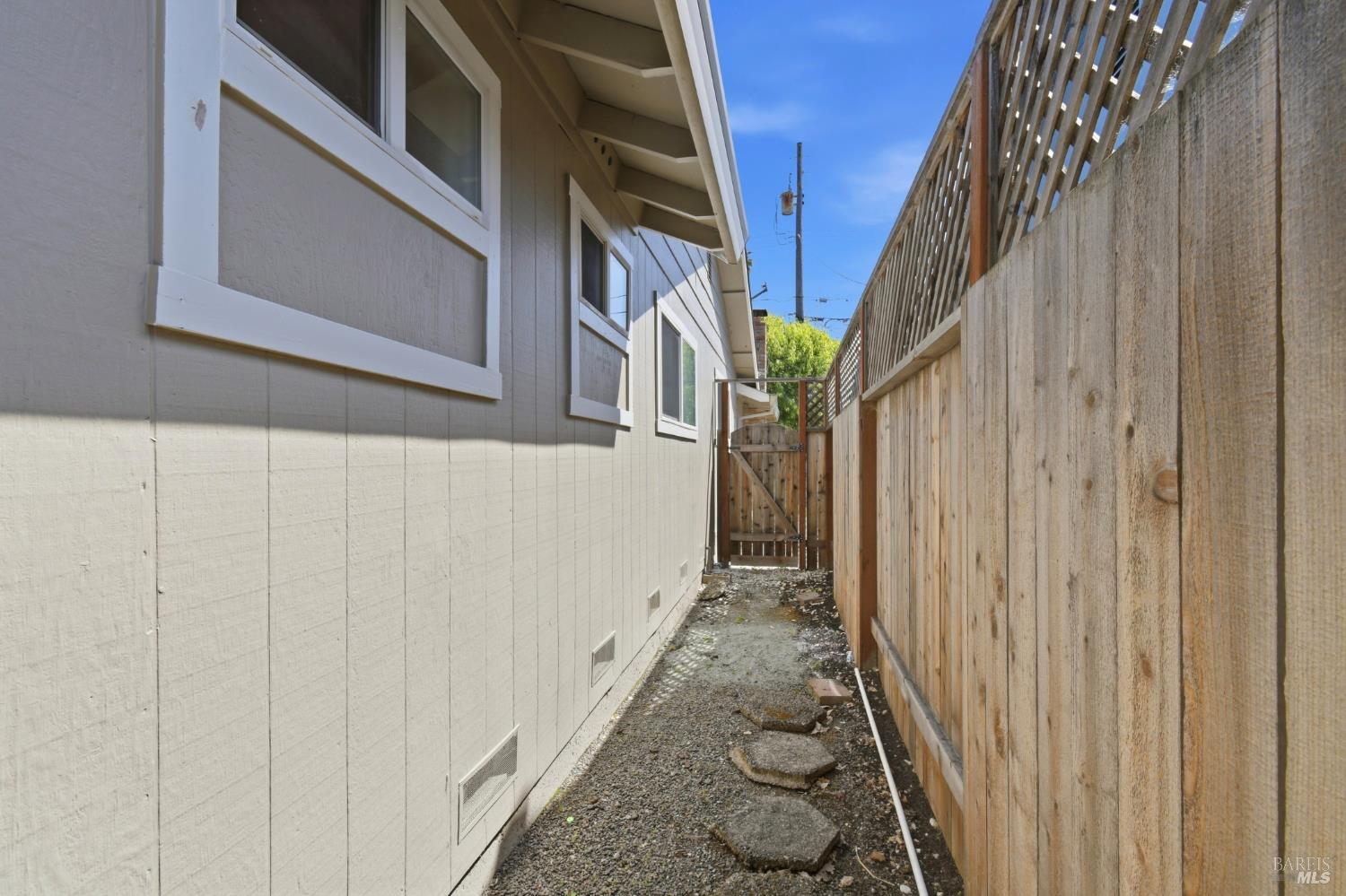 Property photo 40