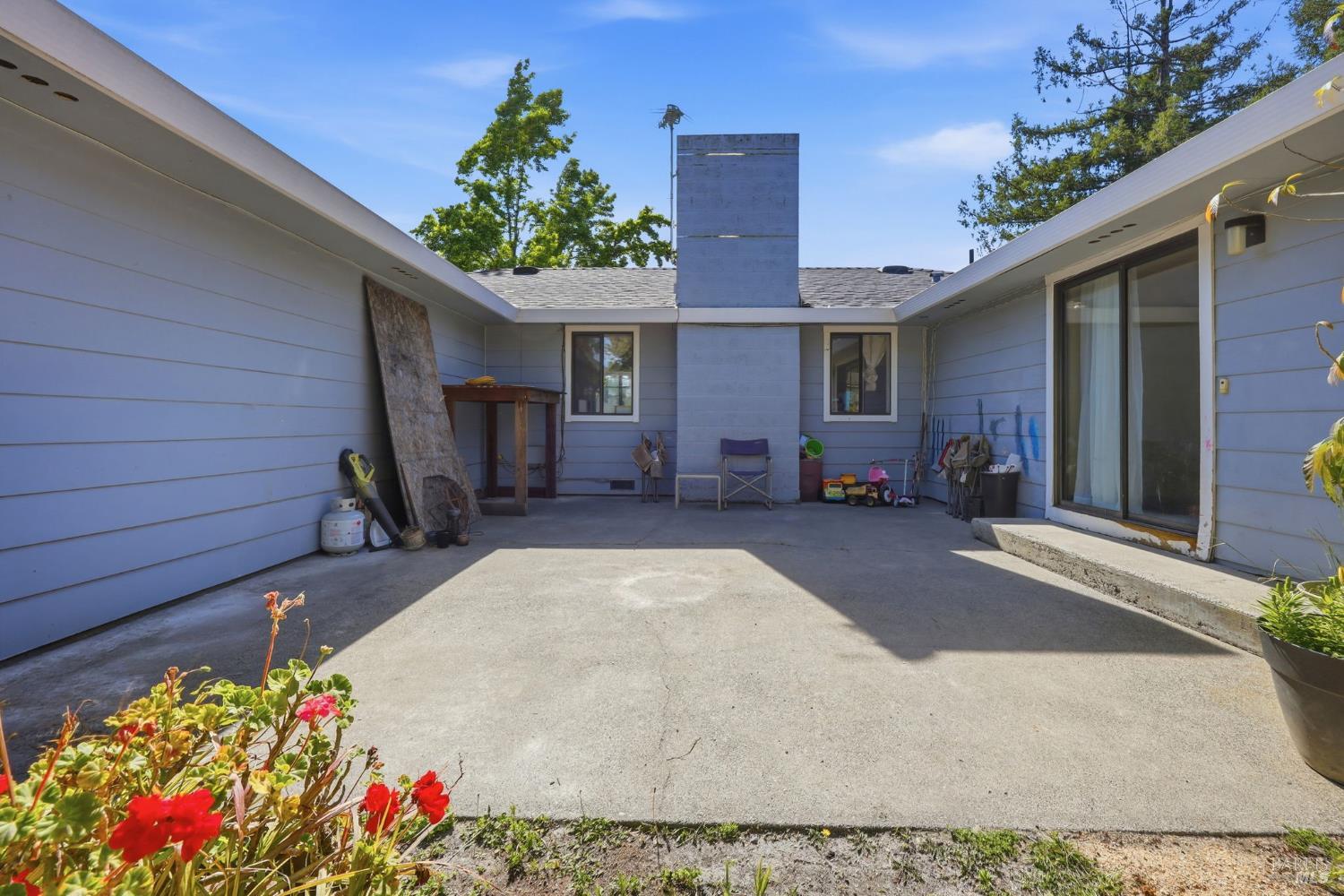 Property photo 42