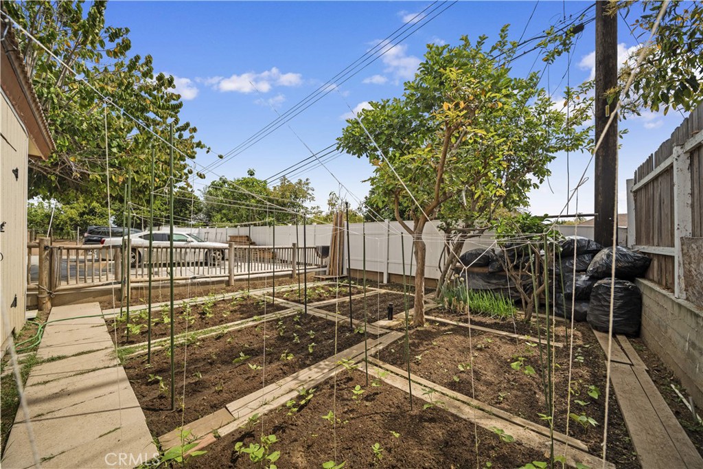 Property photo 44