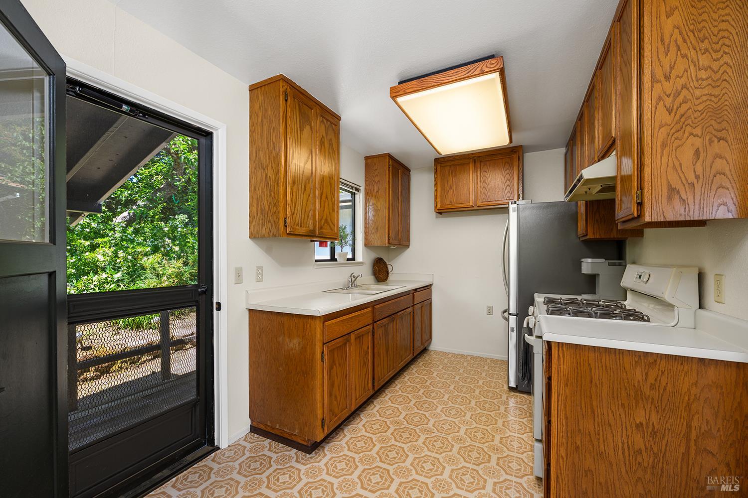 Property photo 37