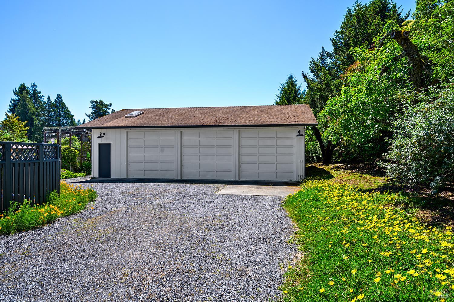 Property photo 40