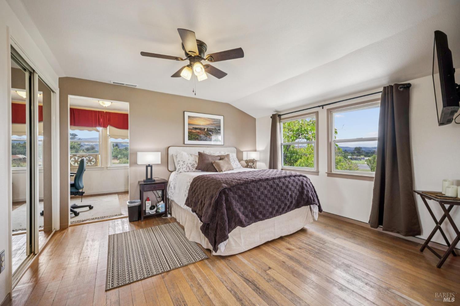 Property photo 38