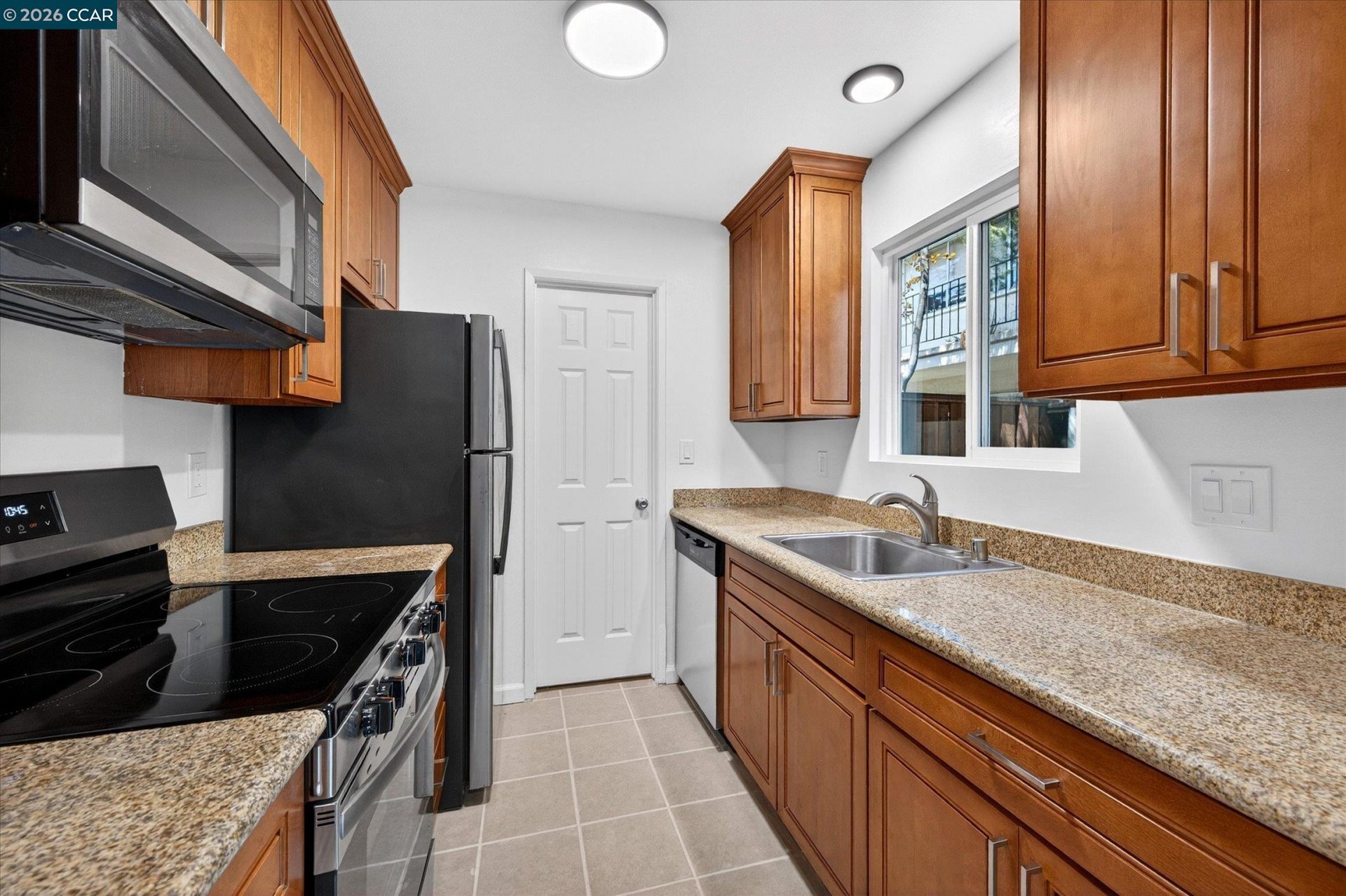 Property photo 25