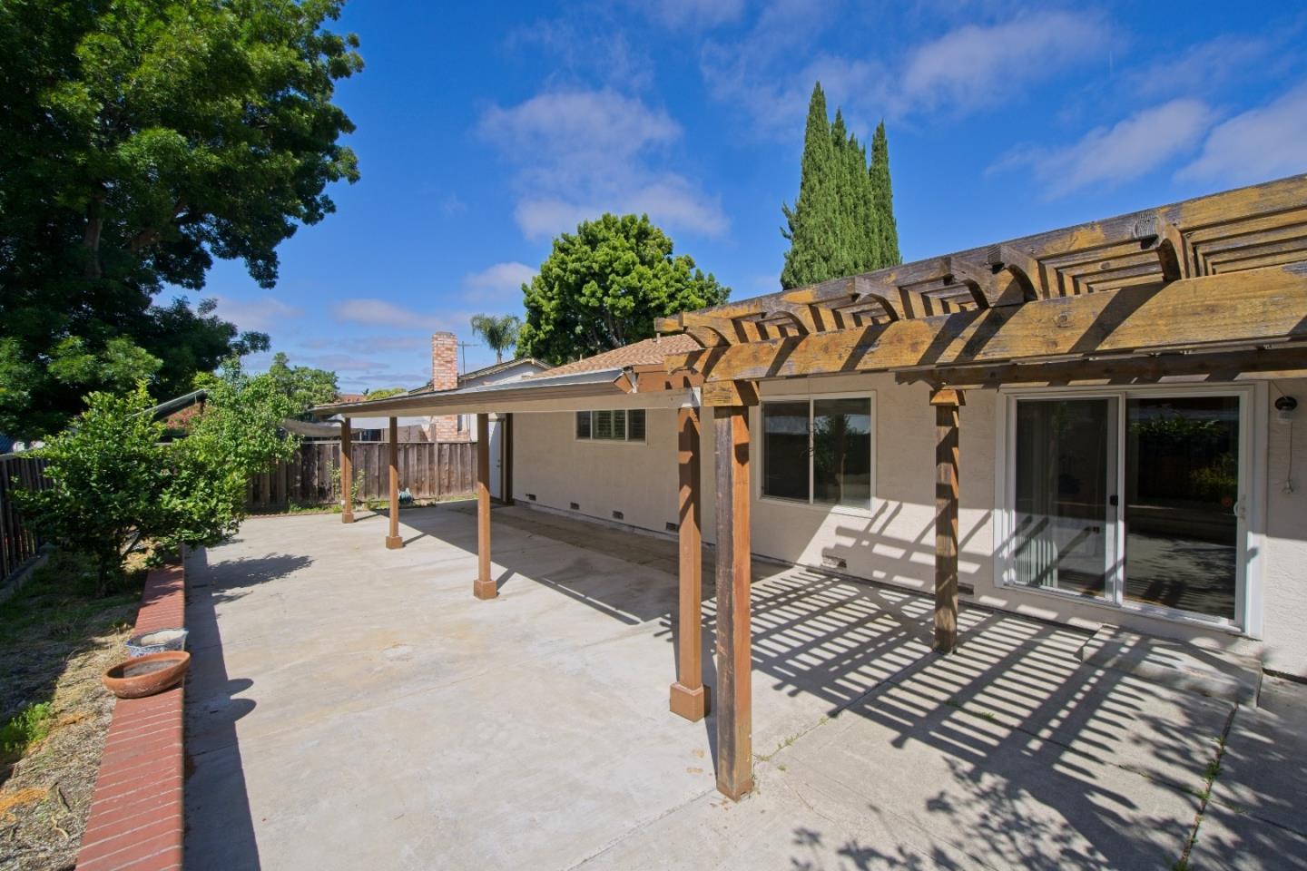 Property photo 33