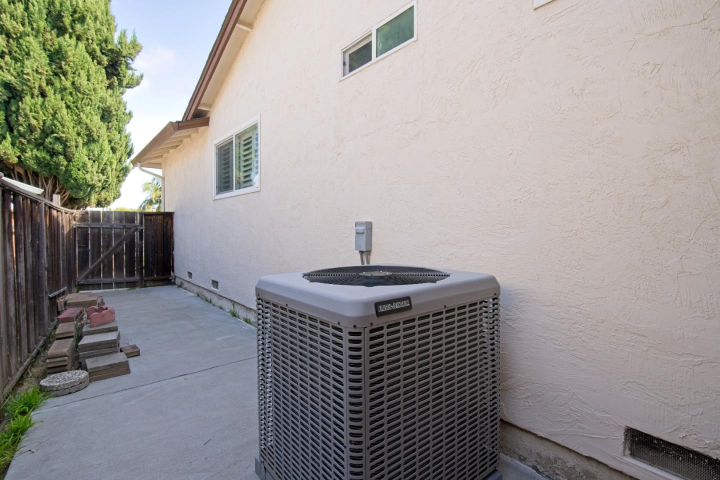 Property photo 38