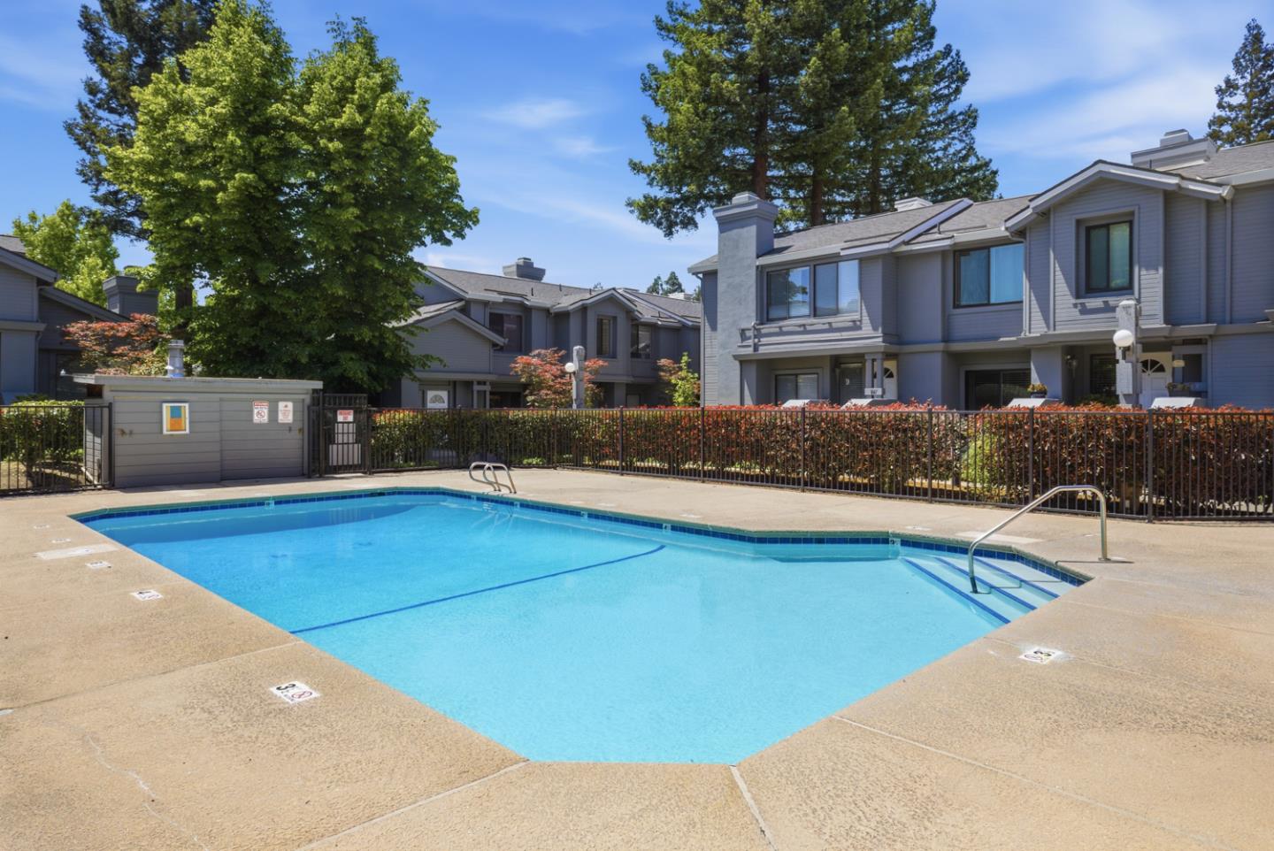 Property photo 44